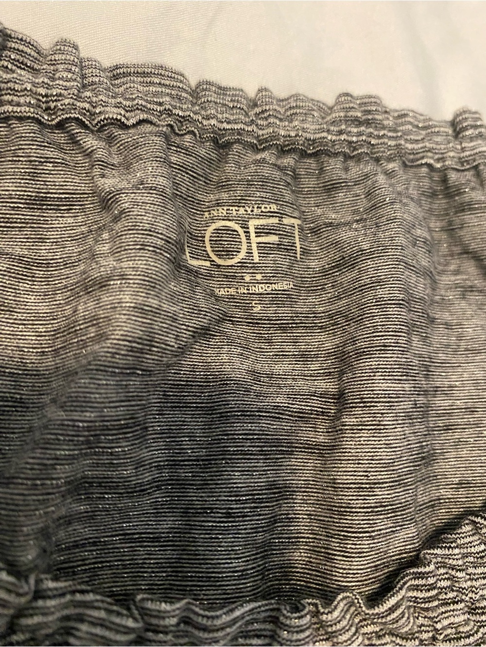 LOFT Gray Ruched Neck Tank Top - Picture 4 of 6